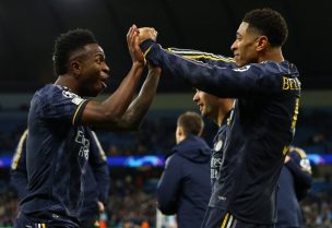 لاعبا ريال مدريد جود بيلينجهام وفينيسيوس جونيور