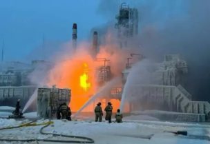 حريق بمصنع للمعدات الكهربائية في روسيا
