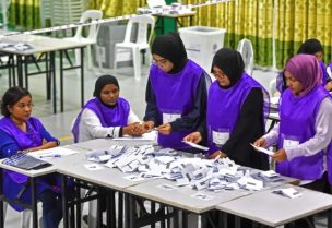 انتخابات برلمانية في جزر المالديف ترسم ملامح العلاقات مع الهند والصين