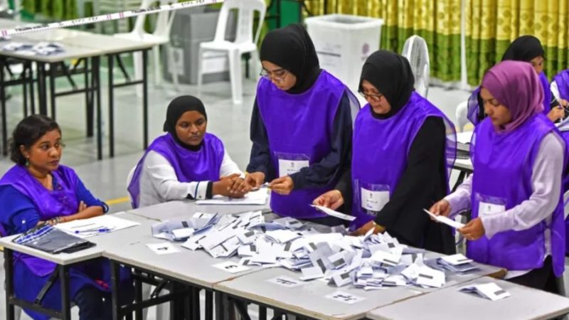 انتخابات برلمانية في جزر المالديف ترسم ملامح العلاقات مع الهند والصين