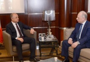 نائب رئيس مجلس النواب الياس بو صعب وزير الدفاع موريس سليم