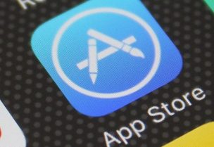 متجر التطبيقات في هواتف آبل
