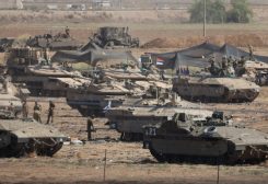 عربات عسكرية لجيش الاحتلال الإسرائيلي في غزة