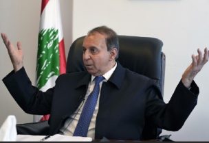 وزير المهجرين الدكتور عصام شرف الدين