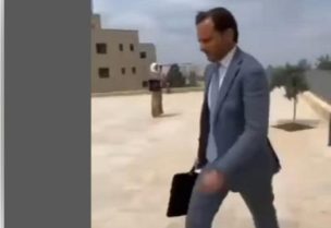 الدبلوماسي الألماني أوليفر أوفكا