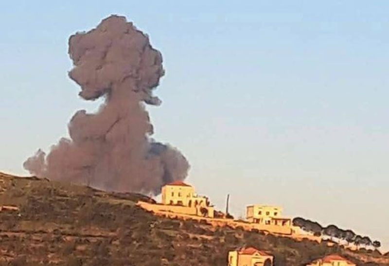 غارة إسرائيلية تستهدف محيط قلعة الشقيف في بلدة أرنون