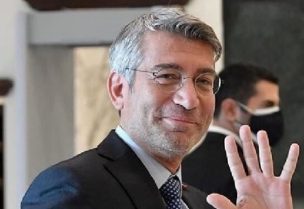 وزير الطاقة والمياه في حكومة تصريف الاعمال وليد فياض