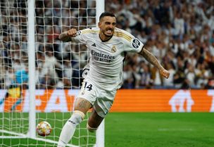 خوسيلو لاعب ريال مدريد يحتفل بتسجيل هدفه على بايرن ميونيخ