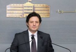 وزير الإعلام في حكومة تصريف الأعمال زياد المكاري