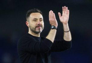 المدرب الإيطالي روبرتو دي تسيربي