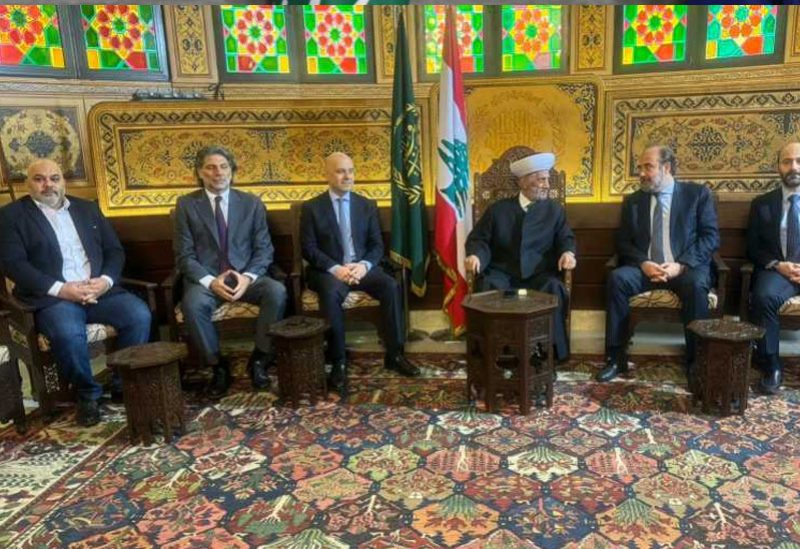 المفتي دريان يستقبل وفداً من القوات اللبنانية