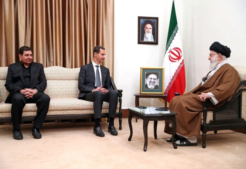 المرشد الإيراني علي خامنئي والرئيس السوري بشار الأسد