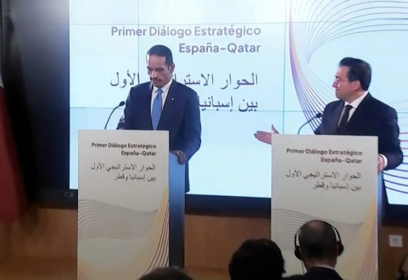 رئيس الوزراء وزير الخارجية القطري الشيخ محمد بن عبدالرحمن ونظيره الإسباني خوسيه مانويل ألباريس