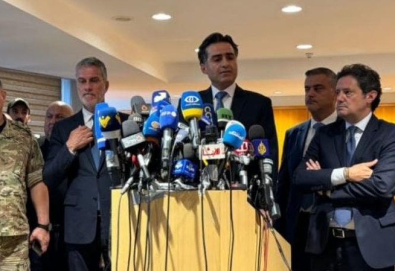 وزير الاشغال على حمية من داخل المطار أثناء الجولة رداً على تقرير صحيفة "تلغراف"