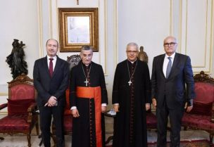 البطريرك الراعي ونائب رئيس اتحاد بلديات جزين ورئيس بلدية لبعا فادي رومانوس