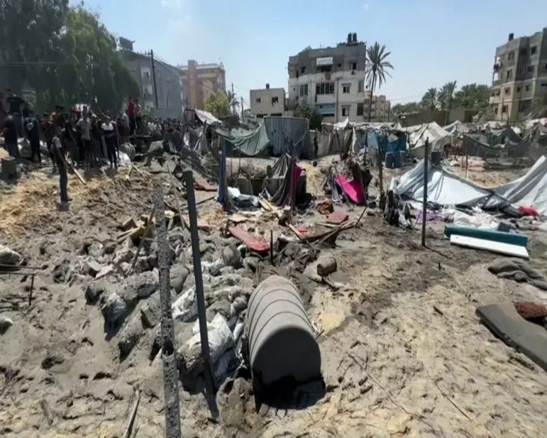 غرات إسرائيلية على منطقة المواصي بخان يونس