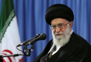 المرشد الأعلى في إيران السيد علي خامنئي