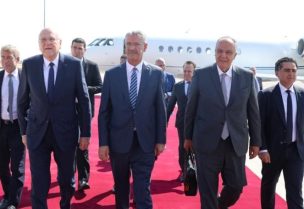 وصل رئيس الحكومة نجيب ميقاتي الى العراق