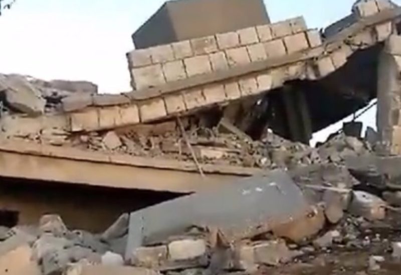 آثار قصف إسرائيلي على جزين في لبنان