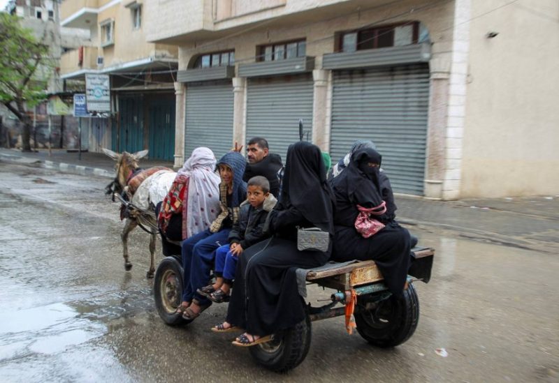 نزوح آلاف الفلسطينيين بغزة