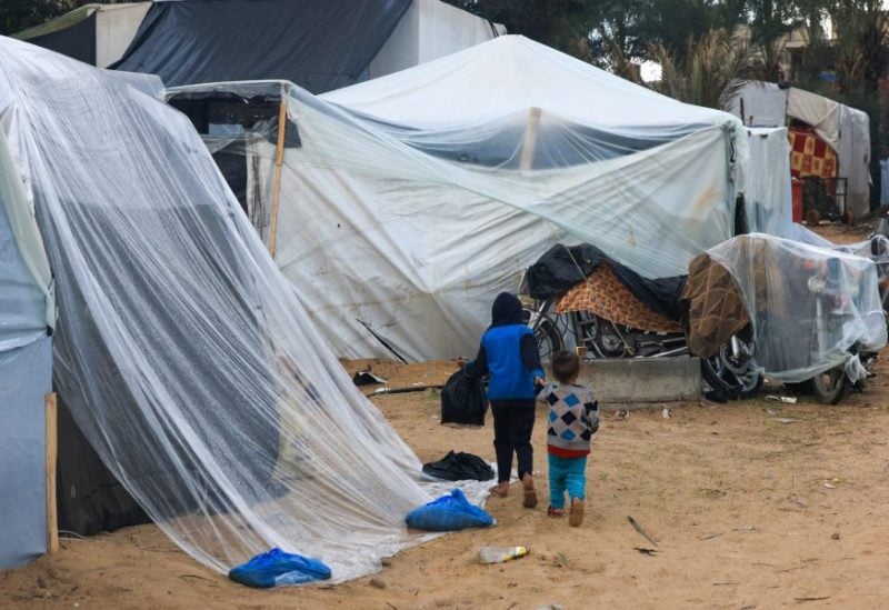 أطفال غزة يواجهون مآسي الحرب وظروفها القاسية