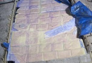 ضبط مخدرات بمصر داخل شحنة سجاد