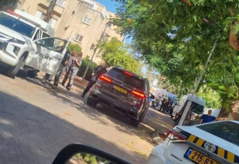 صورة من مكان عملية الطعن في مدينة الخضيرة شمال فلسطين المحتلة