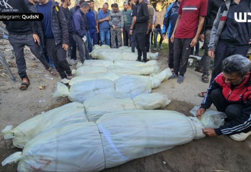آثار مجزرة الاحتلال التي ارتكبها ليلة أمس بحق عائلة اللوح في مدينة بيت لاهيا، وعمليات البحث عن مفقودين مستمرة. (وكالة قدس)