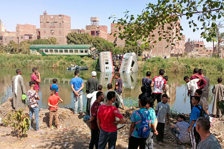 تصادم قطارين في مصر