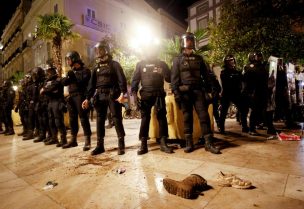 احتجاج ضد إدارة الاستجابة الطارئة للفيضانات القاتلة في فالنسيا -رويترز