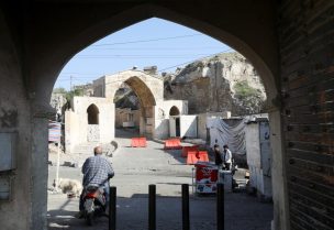 منظر لبوابة قلعة كركوك في كركوك، العراق، 18 نوفمبر/تشرين الثاني 2024. رويترز
