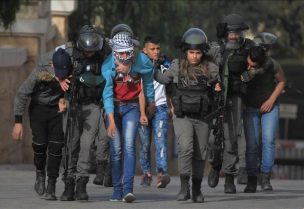 إسرائيل تواصل اعتقال الأطفال الفلسطينيين