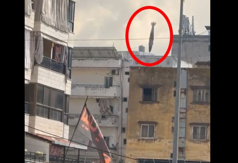 لحظة سقوط الصاروخ الاسرائيلي على المبنى في الغبيري في الضاحية الجنوبية لبيروت