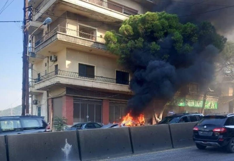 استهداف سيارة على طريق الجمهور اللويزة
