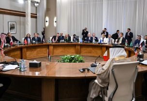 دبلوماسيون من أمريكا والشرق الأوسط يجتمعون في الأردن لبحث مستقبل سوريا.رويترز