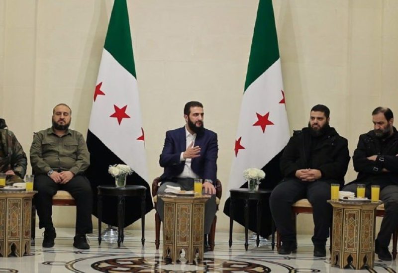 اجنماع بين قائد الادارة السورية الجديدة أحمد الشرع و قادة الفصائل السورية
