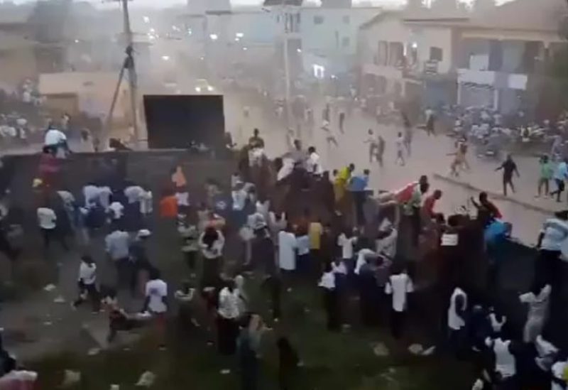الصحافة الغينية قالت إن هذه البطولة الرياضية خصصت لزعيم المجلس العسكري الجنرال مامادي دومبويا (مواقع التواصل)