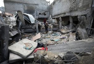 آثار غارة إسرائيلية على منزل في مدينة غزة، 4 يناير/كانون الثاني 2025. رويترز