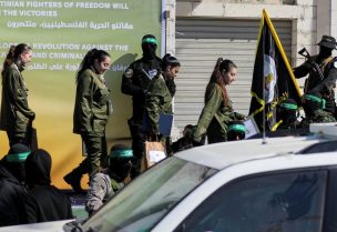 صفقة تبادل المعتقلين والأسرى بين حماس وإسرائيل في غزة. رويترز