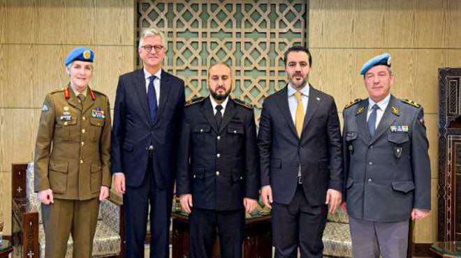 وزيرا الخارجية والدفاع يلتقيان بقوة الأمم المتحدة لمراقبة فض الاشتباك - سانا