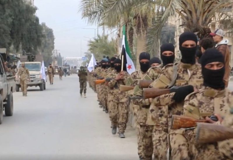 عرض عسكري بدير الزور لإظهار قوة الإدارة السورية الجديدة