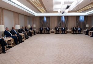 رئيس مجلس الوزراء الشيخ محمد يستقبل وفدا من الفصائل الفلسطينية بالدوحة (وزارة الخارجية القطرية)