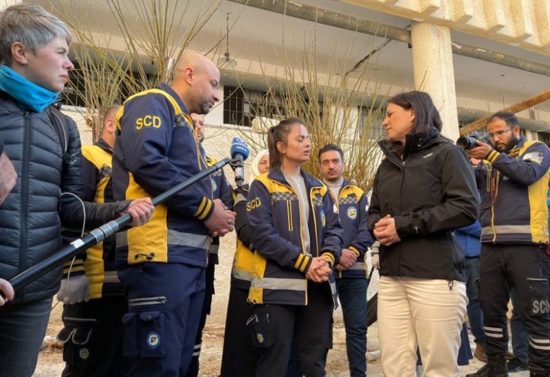 وزيرة الخارجية الألمانية أنالينا بيربوك في زيارة لسجن صيدنايا