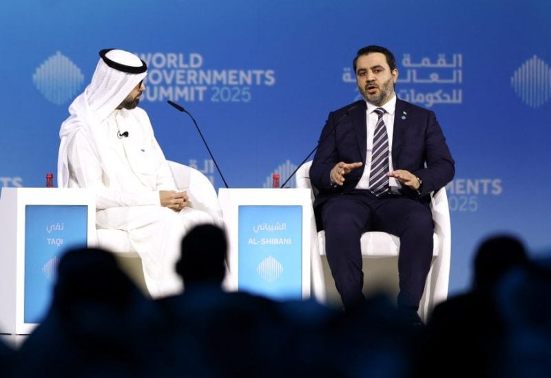 وزير الخارجية السوري أسعد حسن الشيباني يتحدث خلال جلسة في القمة العالمية للحكومات في دبي، الإمارات العربية المتحدة، 12 فبراير/شباط 2025. رويترز