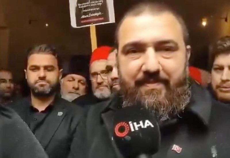 "عبد الحميد كايهان عثمان أوغلو"(حفيد السلطان العثماني عبد الحميد الثاني)