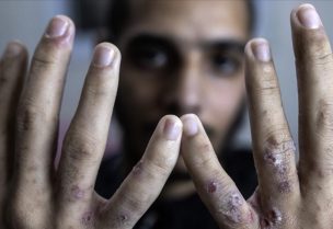 أحد الأسرى الفلسطينين في سجون إسرائيل
