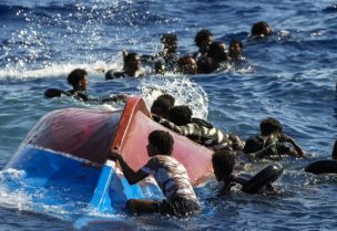 فقدان 40 مهاجرا وانتشال 6 جثث في مأساة جديدة بالمتوسط