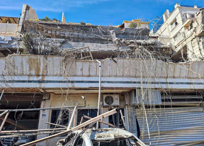 الجيش الإسرائيلي يقصف أهدافا في منطقة مشروع دمر في دمشق