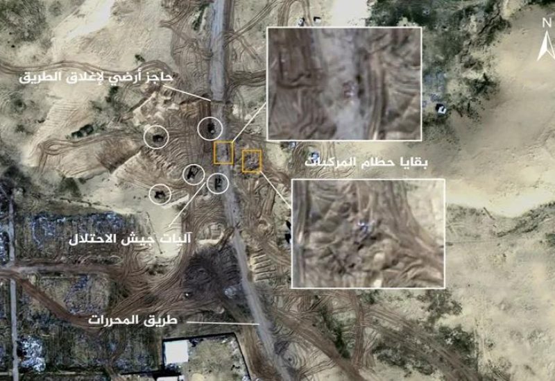 صورة تكشف تدمير وطمر مركبات طاقمي الهلال الأحمر والدفاع المدني برفح