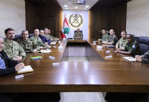قائد الجيش العماد رودولف هيكل يستقبل وفدا من لجنة الأركان العسكرية التابعة لمجلس الأمن الدولي
